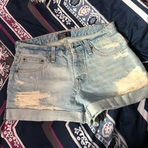 NWOT Abercrombie Boyfriend shorts!